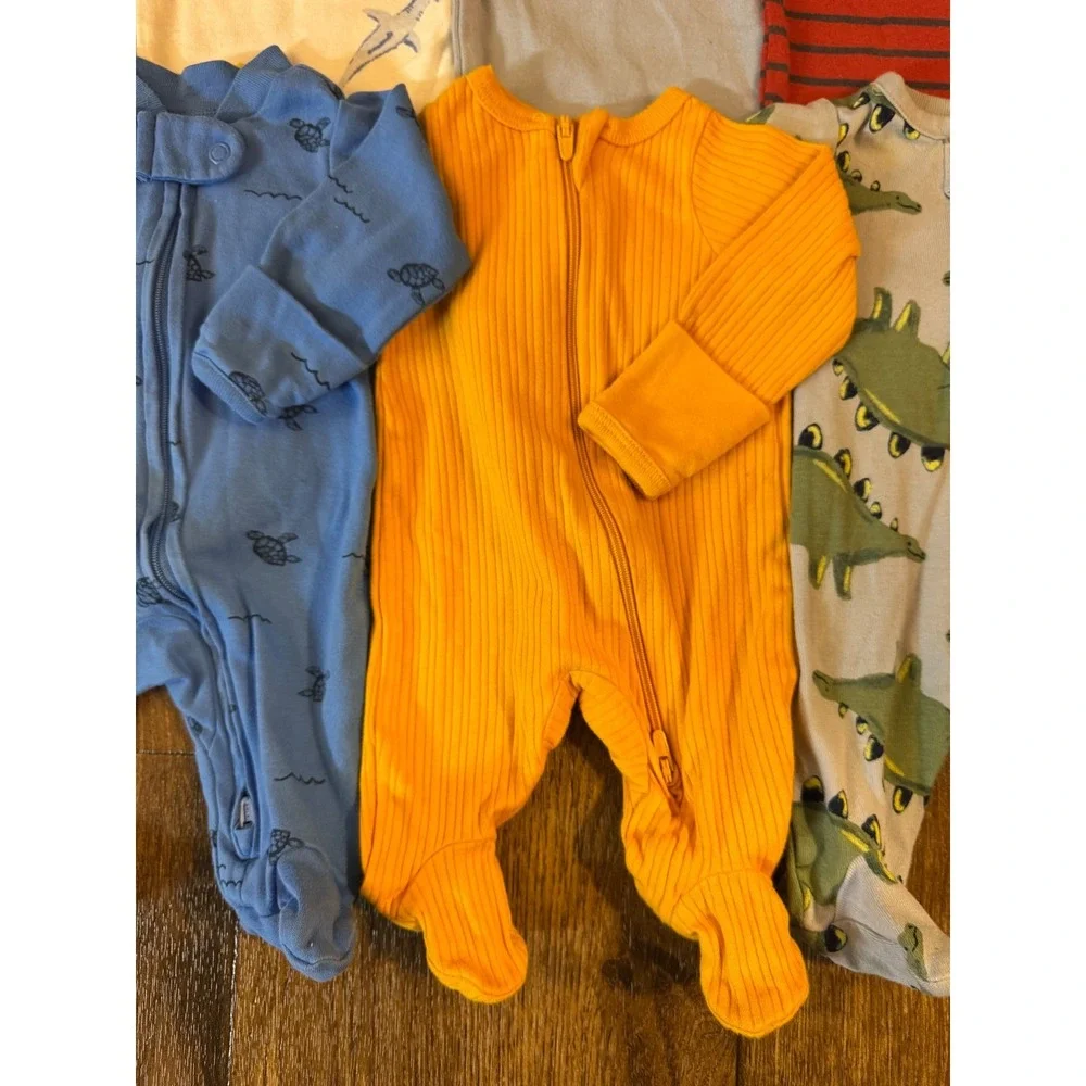 Preemie Baby Boy Basic Clothing Bundle Lot Sleepers Bodysuits Cute Layette Set
